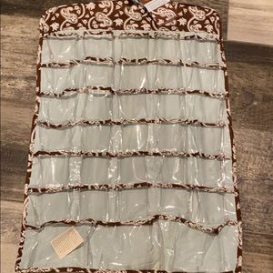 Hanging jewelry organizer